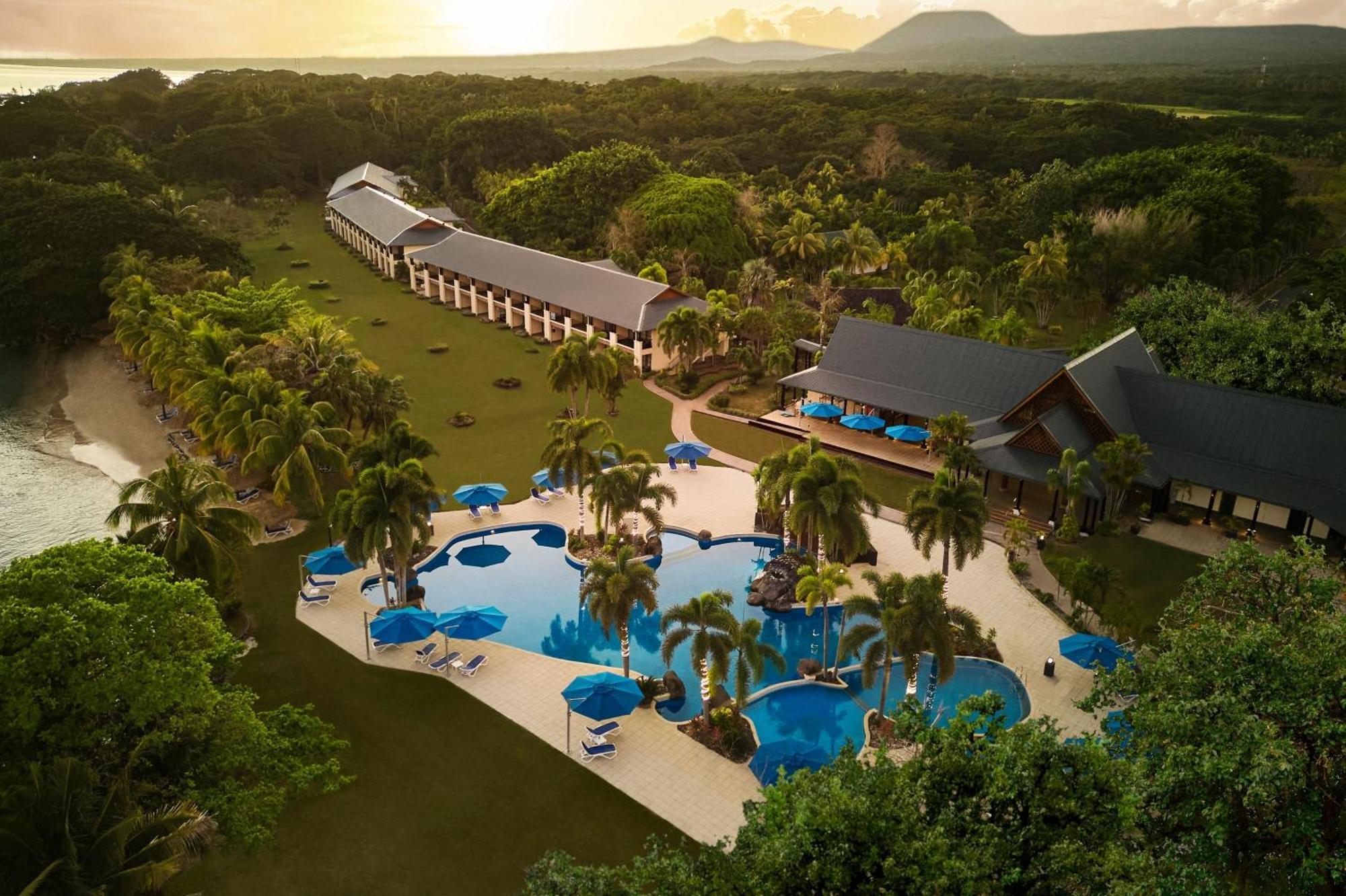 Sheraton Samoa Beach Resort Mulifanua Exteriör bild