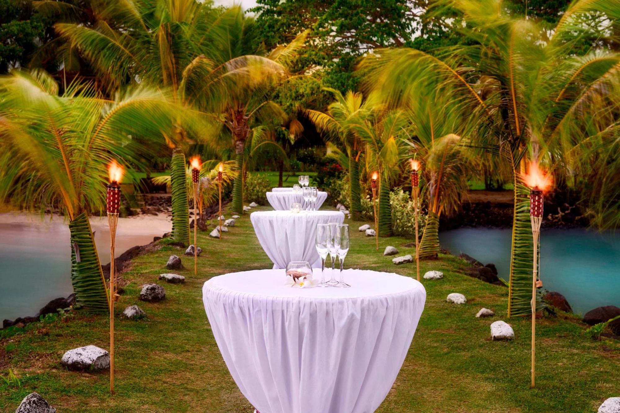 Sheraton Samoa Beach Resort Mulifanua Exteriör bild